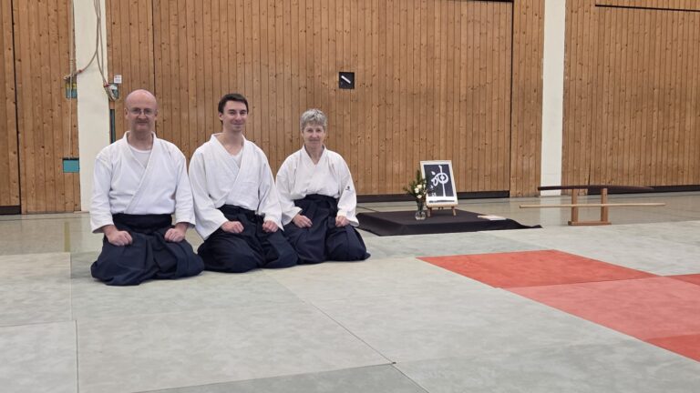 Erfolgreiche Dan-Prüfungen im Aikido
